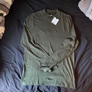 BRAND NEW: Mens Topshop green long sleeve
